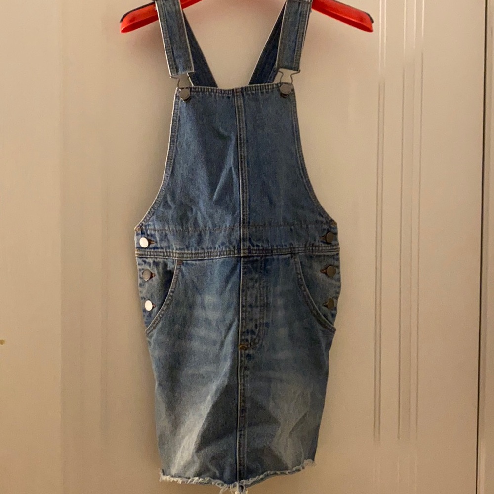 Billabong overall skirt